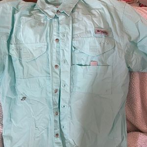 Columbia pfg button down sun shirt